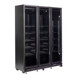 Armoire à boissons totalement noire avec 3 portes battantes chauffantes