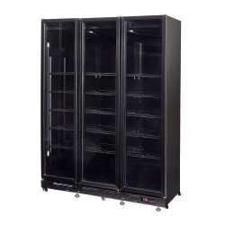 Armoire à boissons totalement noire avec 3 portes battantes chauffantes