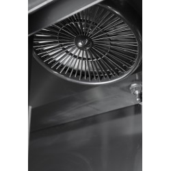 Armoire à boissons totalement noire avec 2 portes coulissantes et bandeau lumineux - 780 litres