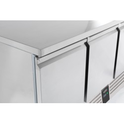 TABLE RÉFRIGÉRÉE 3 PORTES - 1365x700x875 mm
