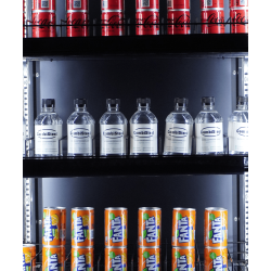 Vitrine murale réfrigérée full black positive 0/+10°C - 3 portes vitrées battantes - 1600 litres - CEB-1600R BL