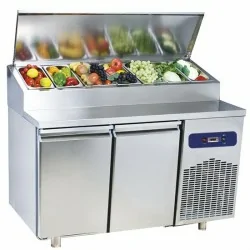 Table de préparation réfrigérée avec 2 portes GN 1/1, 7x GN 1/3 h : 150 mm, +2°/+8°C