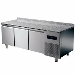 table réfrigérée pâtisserie avec 3 portes 600x400 mm, plan de travail en granite et dosseret