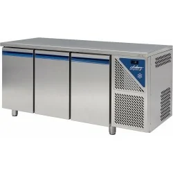 Table réfrigérée positive 0/+10°C - 606 L - 3 portes pleines - Prof. 800 - 600 x 400 - Dalmec