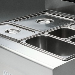 Bain-marie électrique 8x GN 1/3 hauteur 150 mm sans armoire