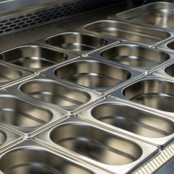 Professional Refrigerated Display - Temp Range -1 to +5°C - Size 2465x960x1235 mm