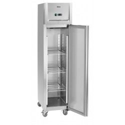 Armoire froide positive 335L, dimensions: 500x740x2030 mm.